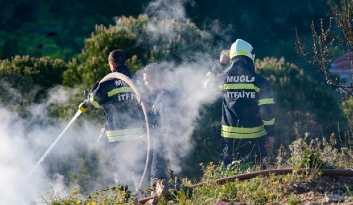 Muğla'da makilik alanda çıkan yangın söndürüldü