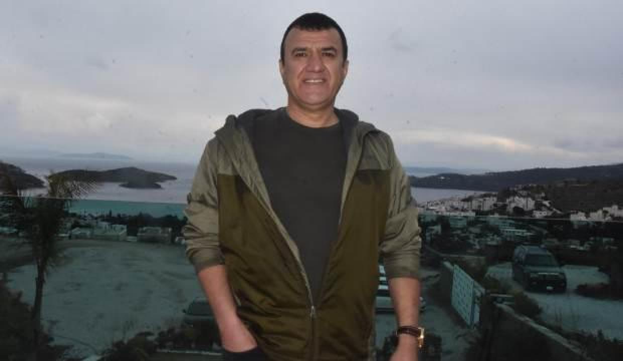 Muhsin Bayrak: İngiltere'den 'kulübü satın alabilirsiniz' maili geldi