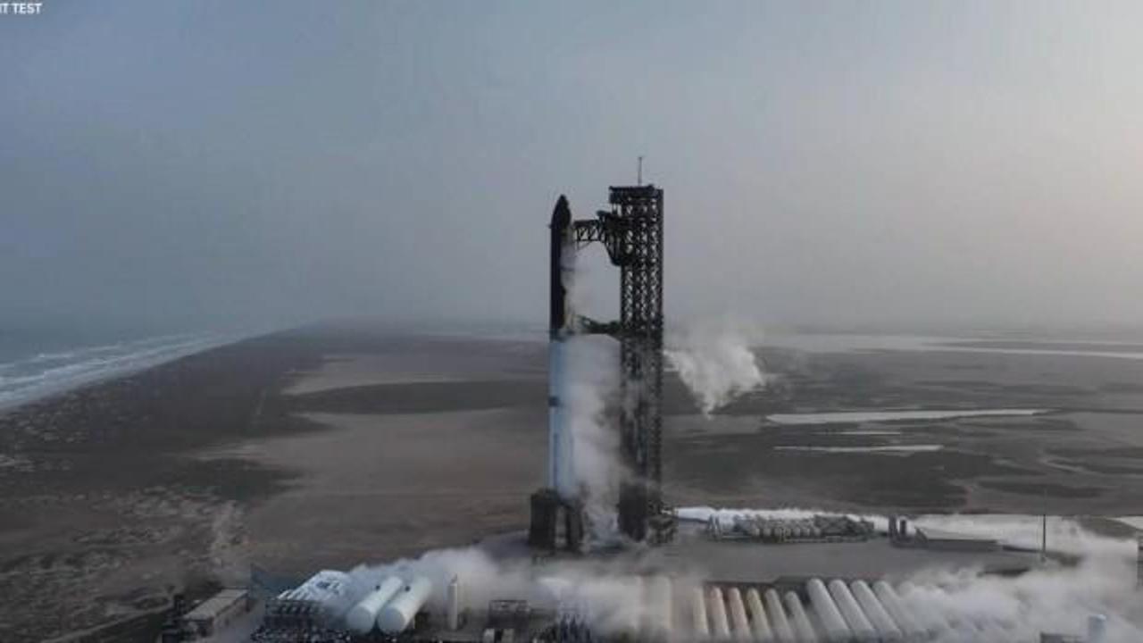 Musk’ın dev roketi Starship, kalkışa 40 saniye kala durduruldu