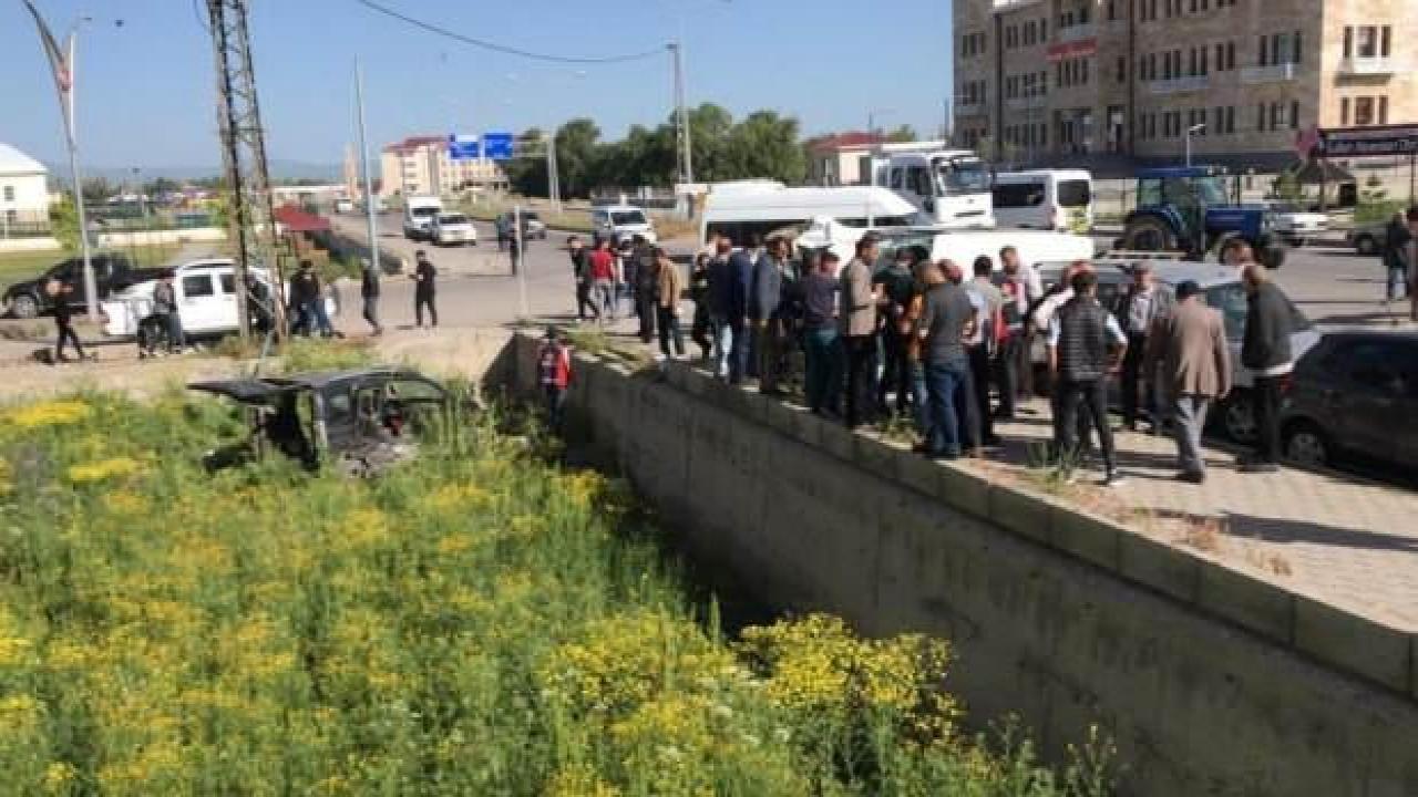 Muş'ta trafik kazası: 6'sı öğrenci 9 yaralı