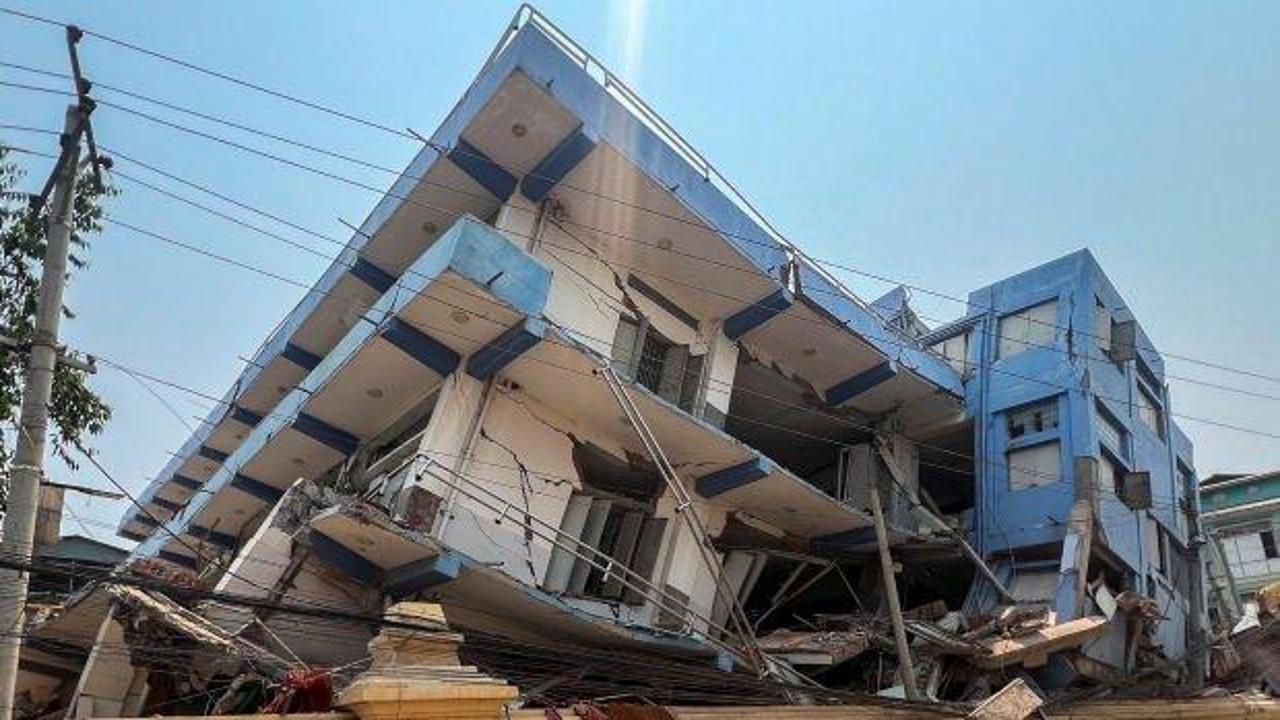 Myanmar, beşik gibi sallanmıştı! Depremlerde can kaybı 3 bin 471’e çıktı!
