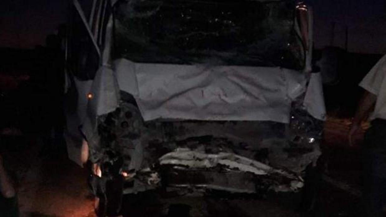 Nallıhan’da traktörle işçi servisi çarpıştı: 7 yaralı
