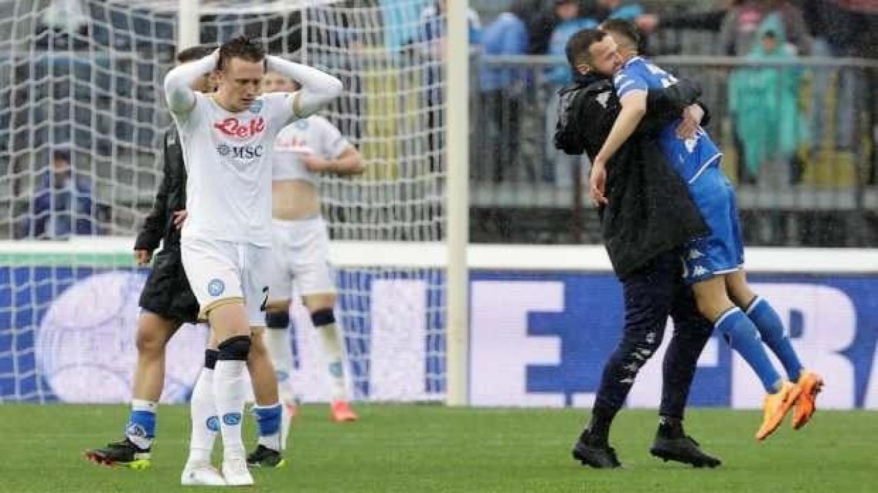 Napoli'nin hayalleri son 10 dakikada yıkıldı