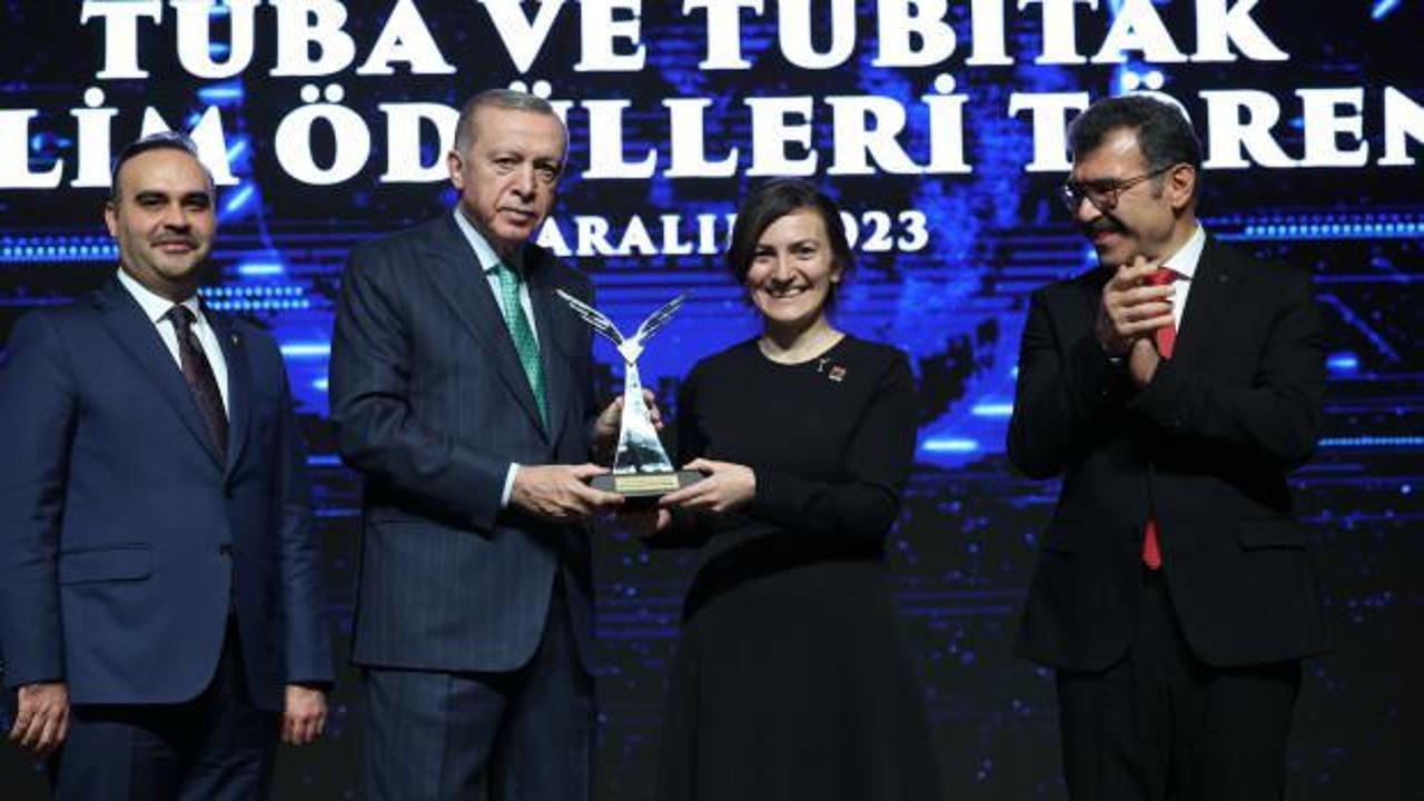 NEÜ Öğretim Üyesi Doç. Dr. Sündüs Erbaş Çakmak’a TÜBA ve TÜBİTAK’tan 2 Önemli Ödül