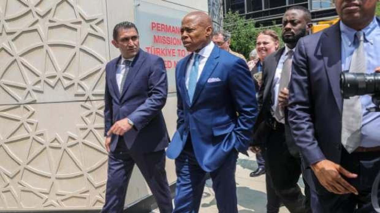 New York Belediye Başkanı Eric Adams Türkevi'ni ziyaret etti