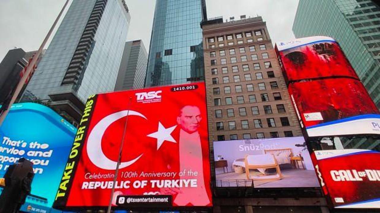 New York'ta 100. yıl coşkusu!