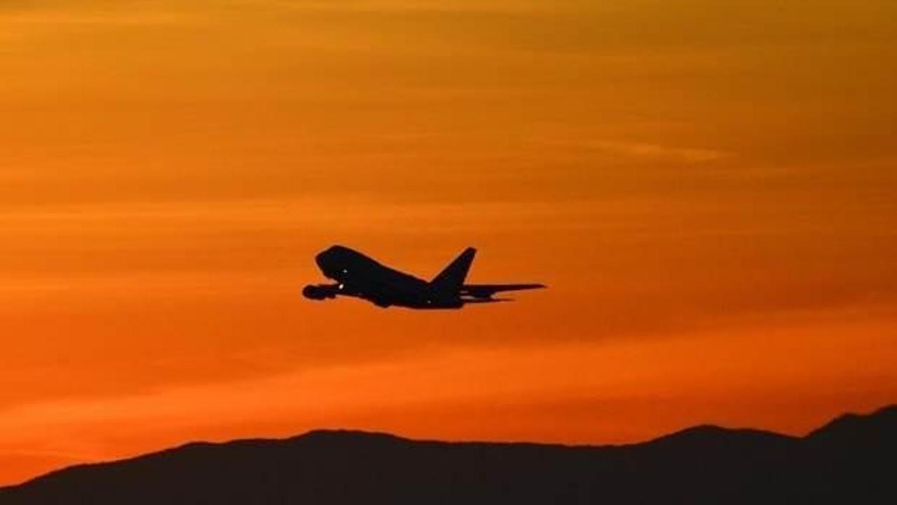 Nijer'deki askeri cunta, ülkenin hava sahasını uçuşlara yeniden açtı