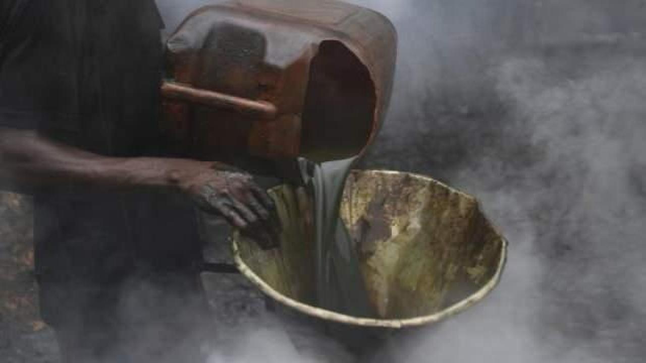Nijerya'da 9 yıldır faal olan kaçak petrol boru hattı bulundu