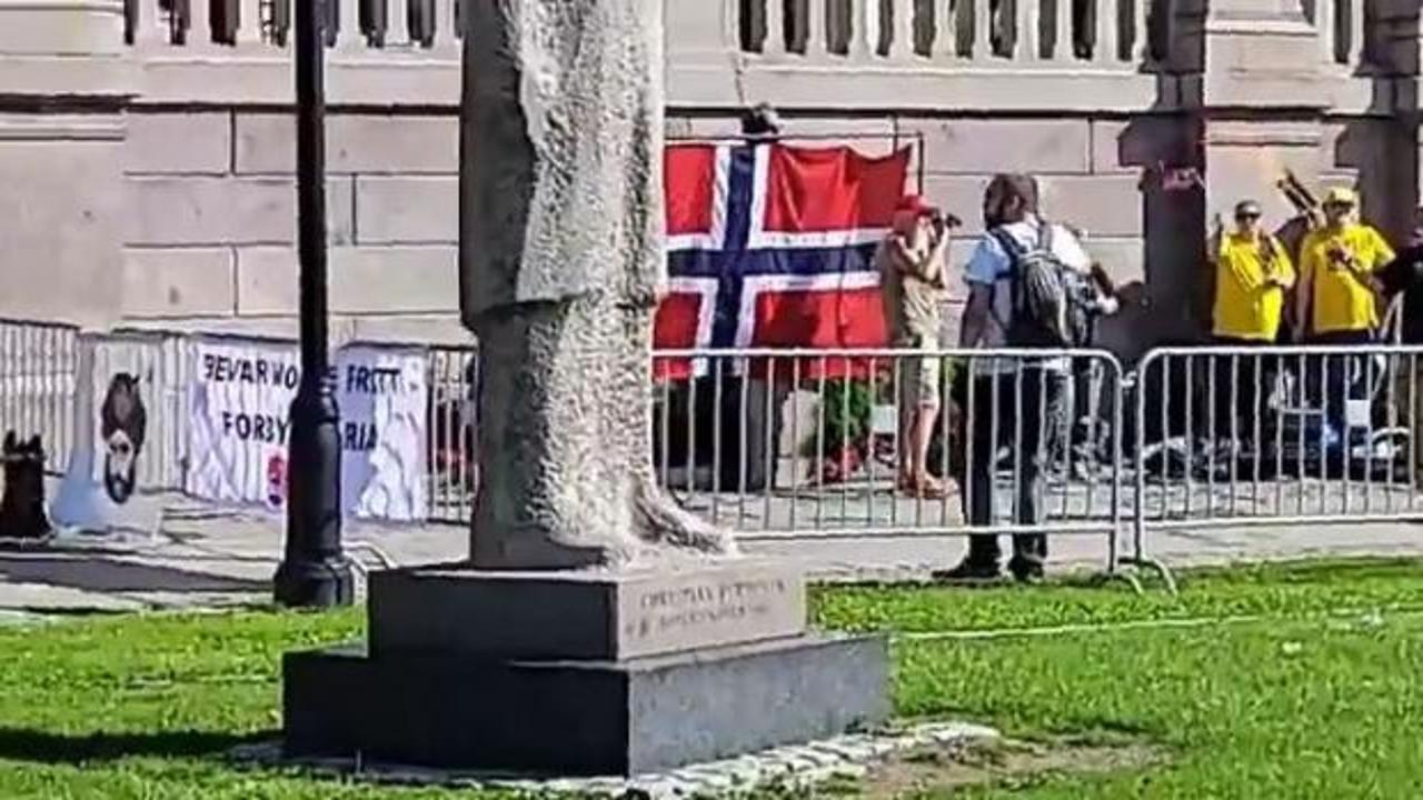 Norveç'te Kuran-ı Kerim'e çirkin saldırı