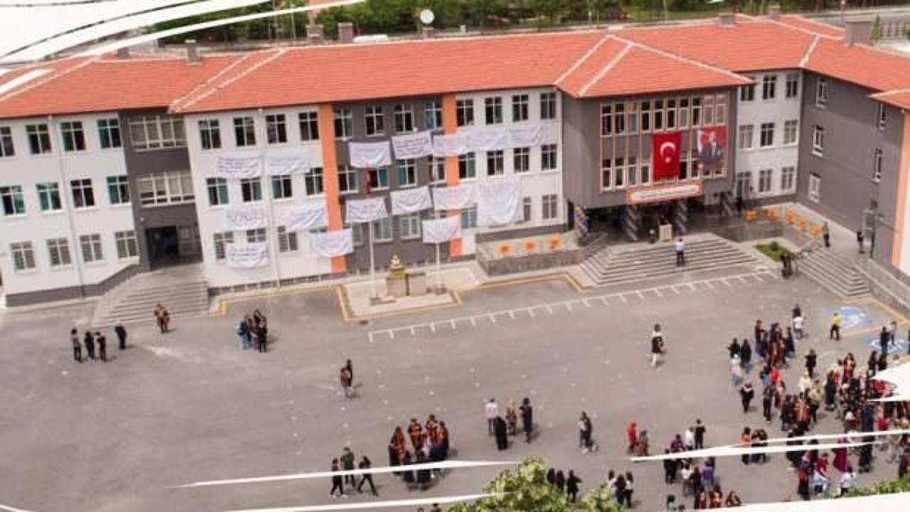 Nuh Mehmet Küçükçalık Anadolu Lisesi 40 Yaşında