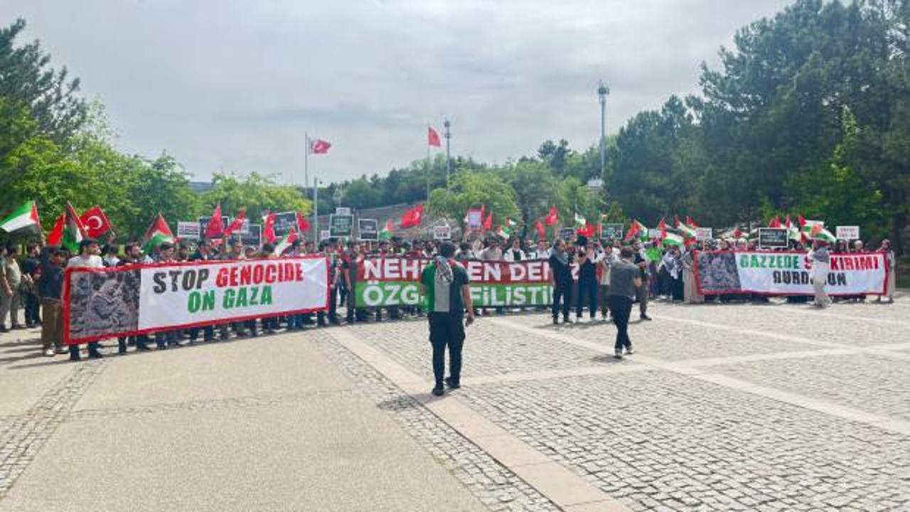 ODTÜ'de işgalci İsrail'in Gazze'ye saldırıları protesto edildi