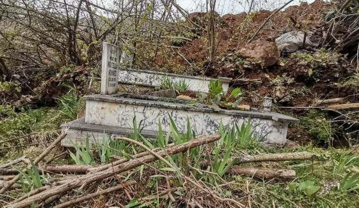 Ordu'da heyelan: Evin altında kalmaktan saniyelerle kurtuldular