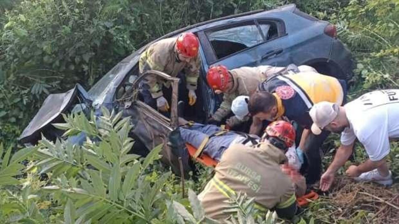 Otomobil dere yatağına uçtu: 1 ölü 3 yaralı