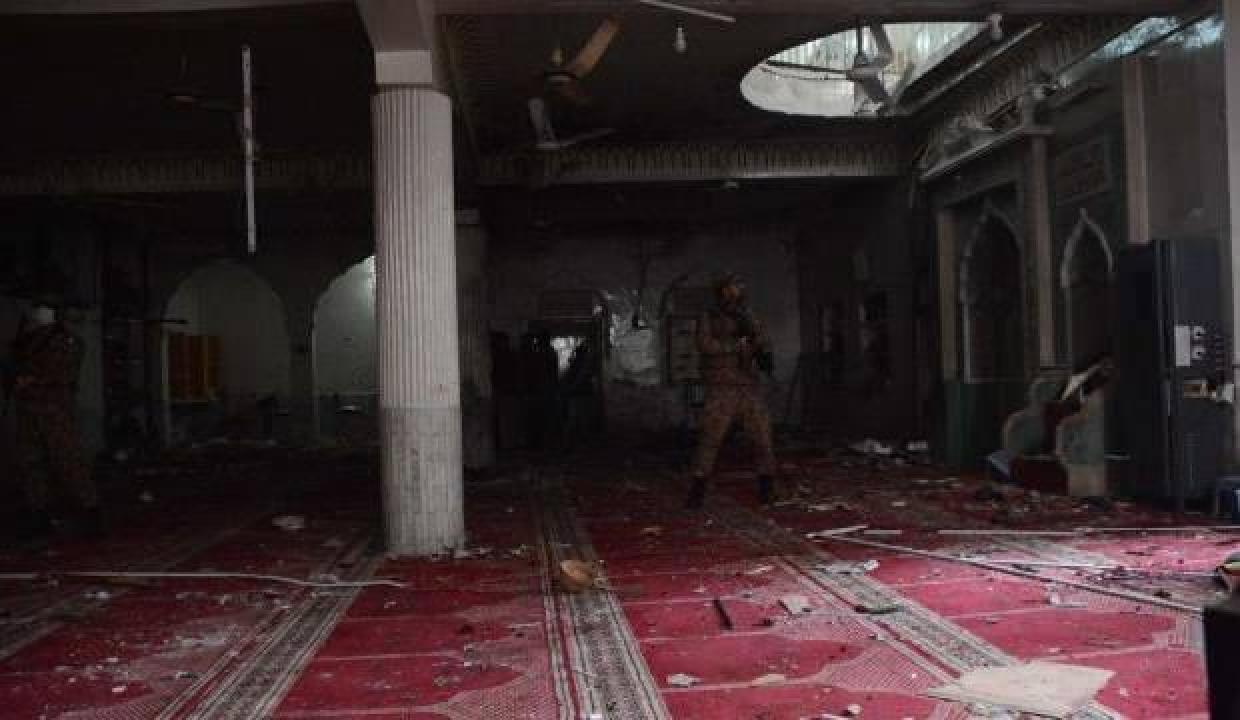 Pakistan'da Şiilere ait camiye düzenlenen intihar saldırısını DEAŞ üstlendi