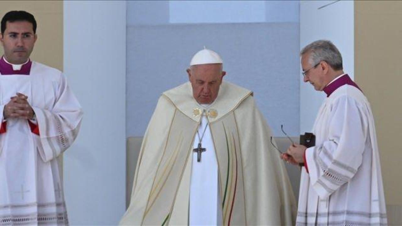 Papa Franciscus: Avrupa ülkeleri göçmenleri korumalı