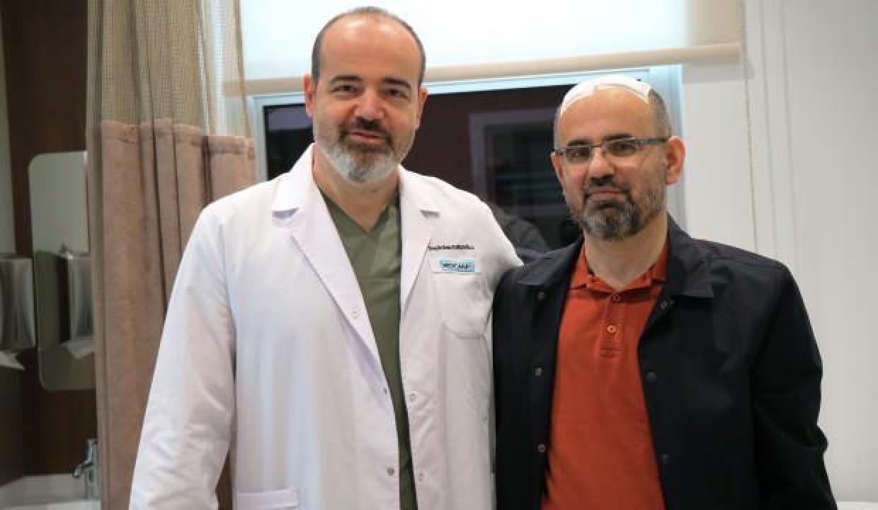 Parkinson hastası öğretmen ameliyattan korkuyordu! Ustadan etkilendi, şifayı buldu