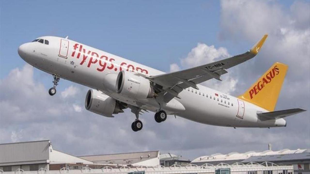 Pegasus, yapay zeka ile yolcularına kendi dillerinde anonsa başladı