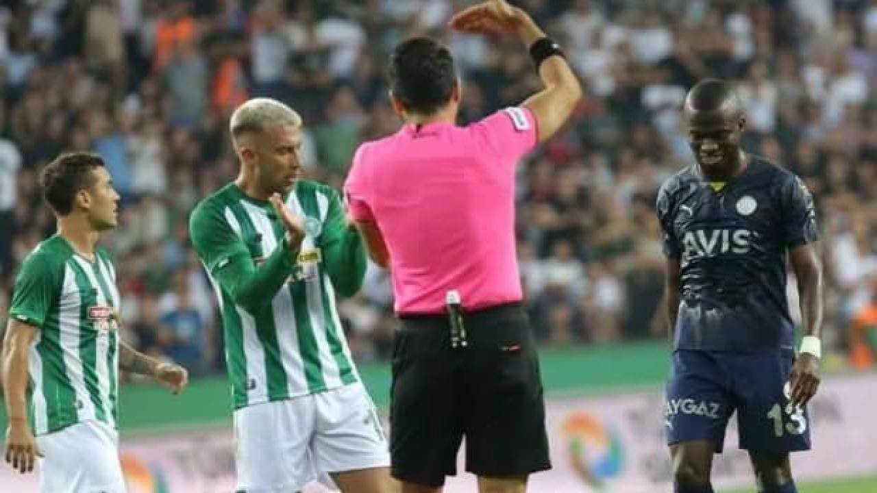 PFDK Kararları açıklandı! Valencia'ya 1 maç ceza