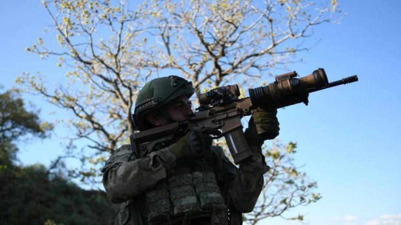 PKK'dan kaçan 3 terörist teslim oldu