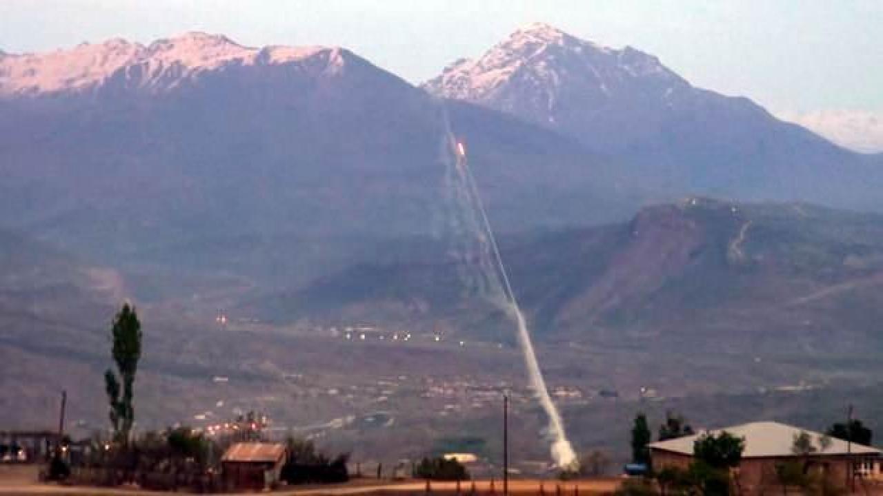 PKK'lı teröristler mağaralarda sıkıştı