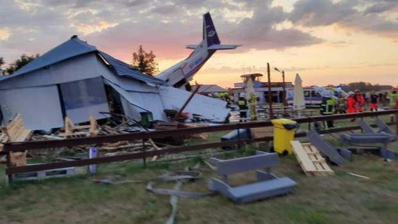 Polonya'da uçak düştü: 5 ölü, 10 yaralı