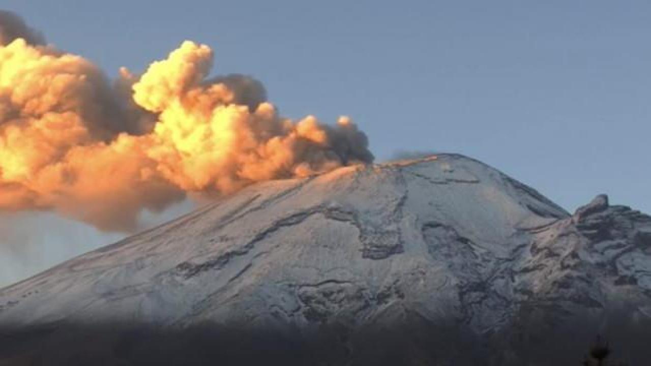 Popocatepetl Yanardağı’nda şiddetli patlama