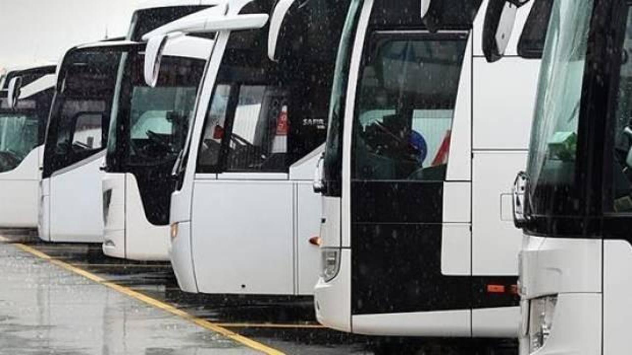 Popüler uçak ve otobüs rotalarına, araç kiralama hizmetlerine ilgi yoğun