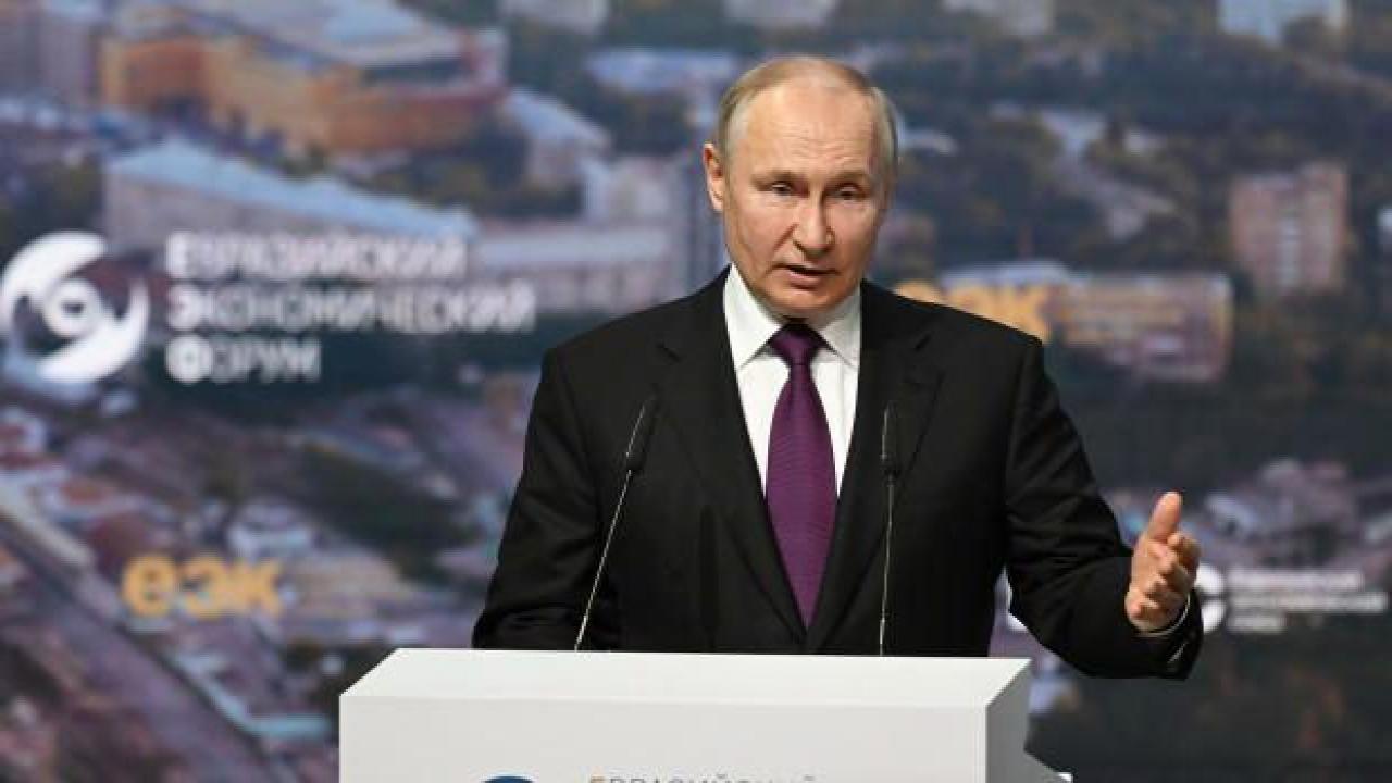 Putin'den Batı'ya suçlama: Rusya'yla iş birliği yapan ülkelere şantaj yapıyor