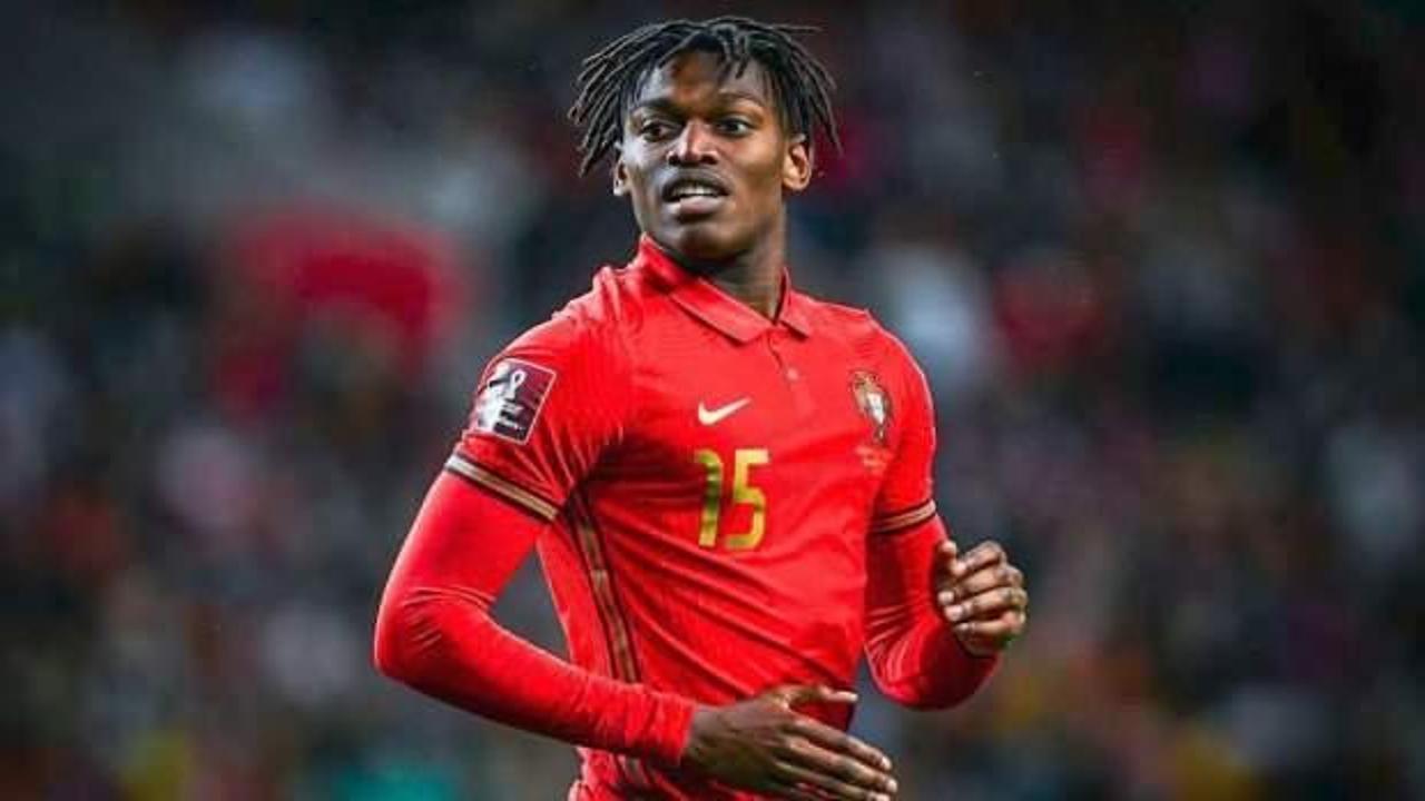 Rafael Leao'dan Türk futbolcuya: 