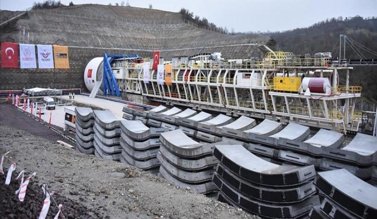 Rekor kredi sonrası Ankara-İzmir YHT Hattı'nda çalışmalar hızlanacak