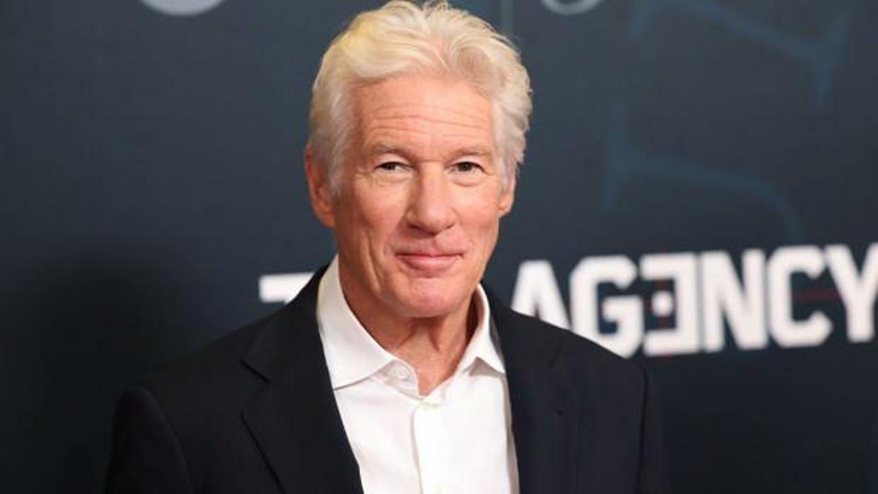 Richard Gere, Filistinli şair Derviş'in 