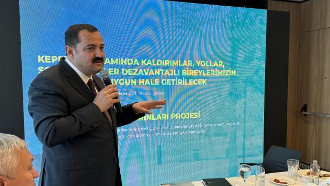 Rıza Sümer Kepez için hazırladığı 100 projeyi tanıttı