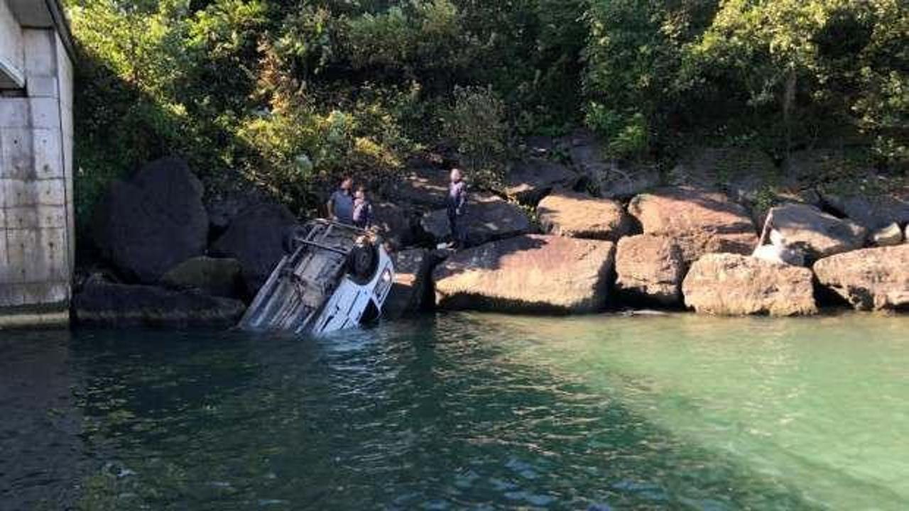 Rize'de araç denize uçtu: 1'i ağır, 2 yaralı