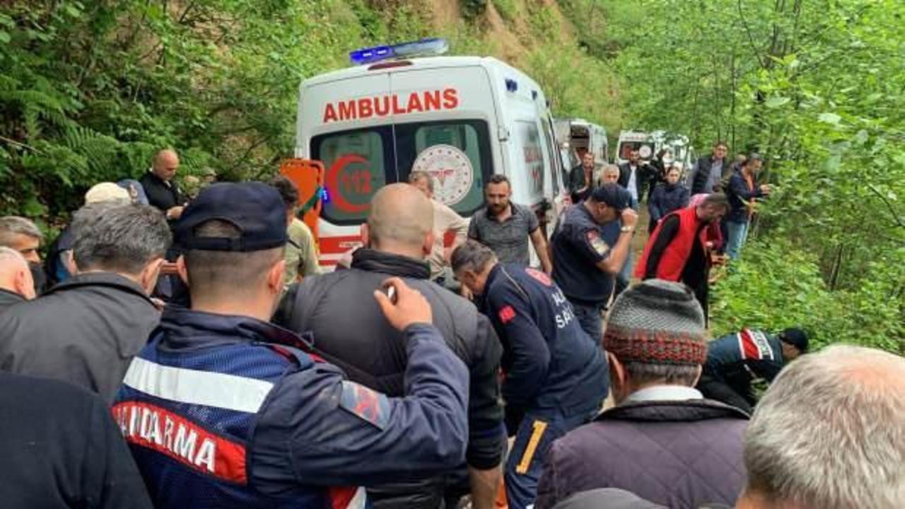 Rize’de otomobil uçuruma yuvarlandı; 1ölü 4 yaralı