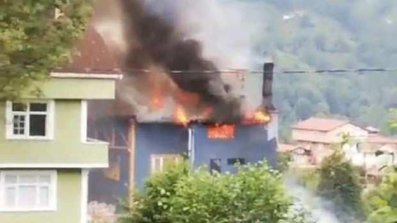 Rize'de, özel çay fabrikasında yangın