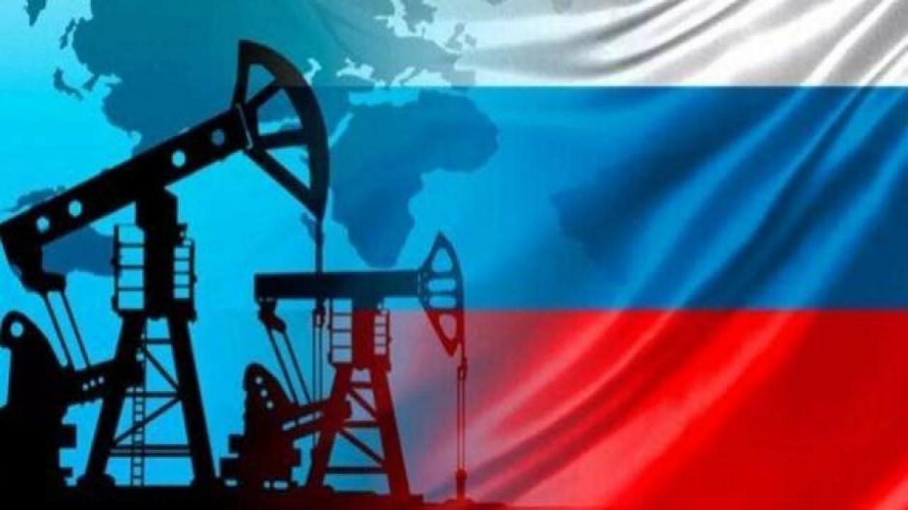 Rus petrolüne yaptırım darbesi: Fiyatı yaklaşık yüzde 38 azaldı