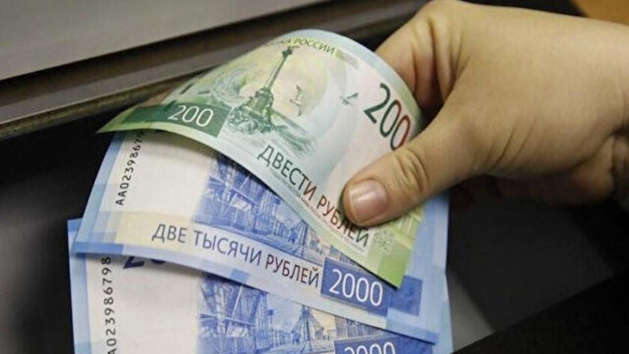 Ruslar zor durumda: Borçlarını ödeyemeyen 13 milyon kişi için icra takibi başlatıldı