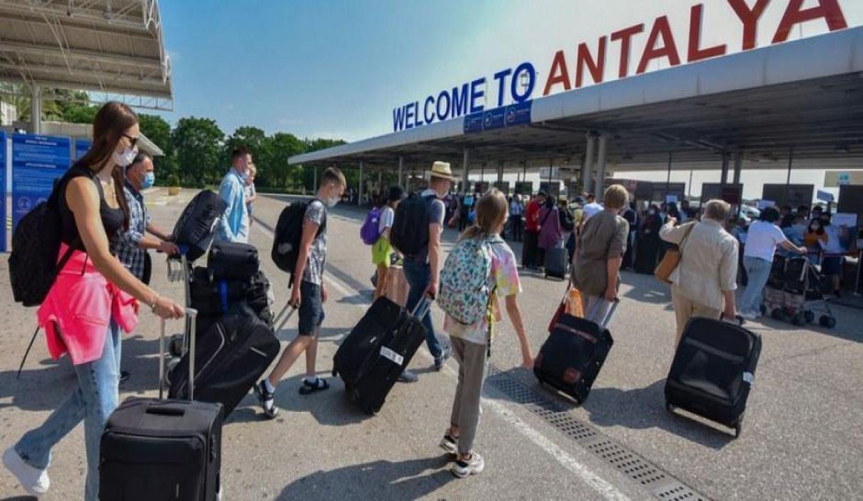 Rusya-Ukrayna savaşı sonrası Türkiye'yi bekleyen 'Antalyagrad' tehlikesi