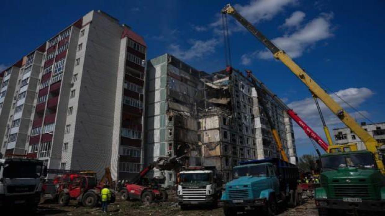 Rusya, Ukrayna'da sivil binaları vurdu: Ölü sayısı 18'e yükseldi