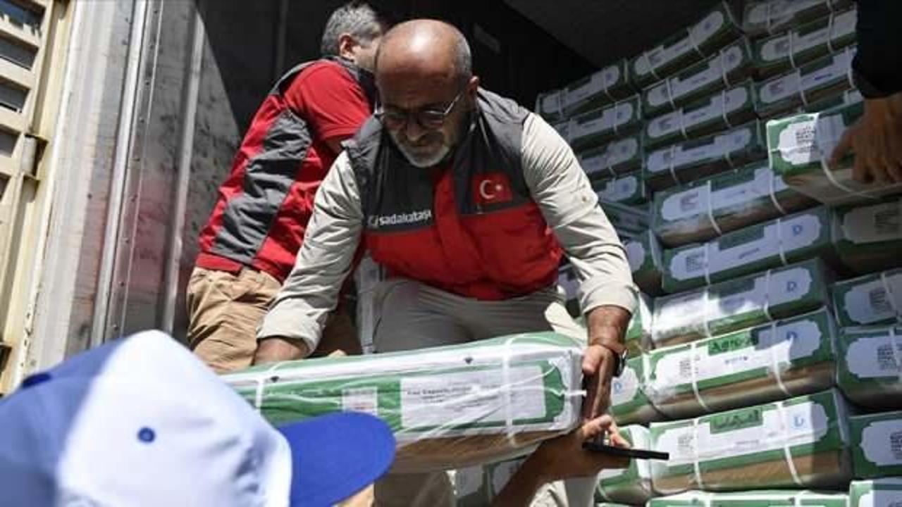 Sadakataşı 1 yılda 1,2 milyon Gazzeliye yardım ulaştırdı