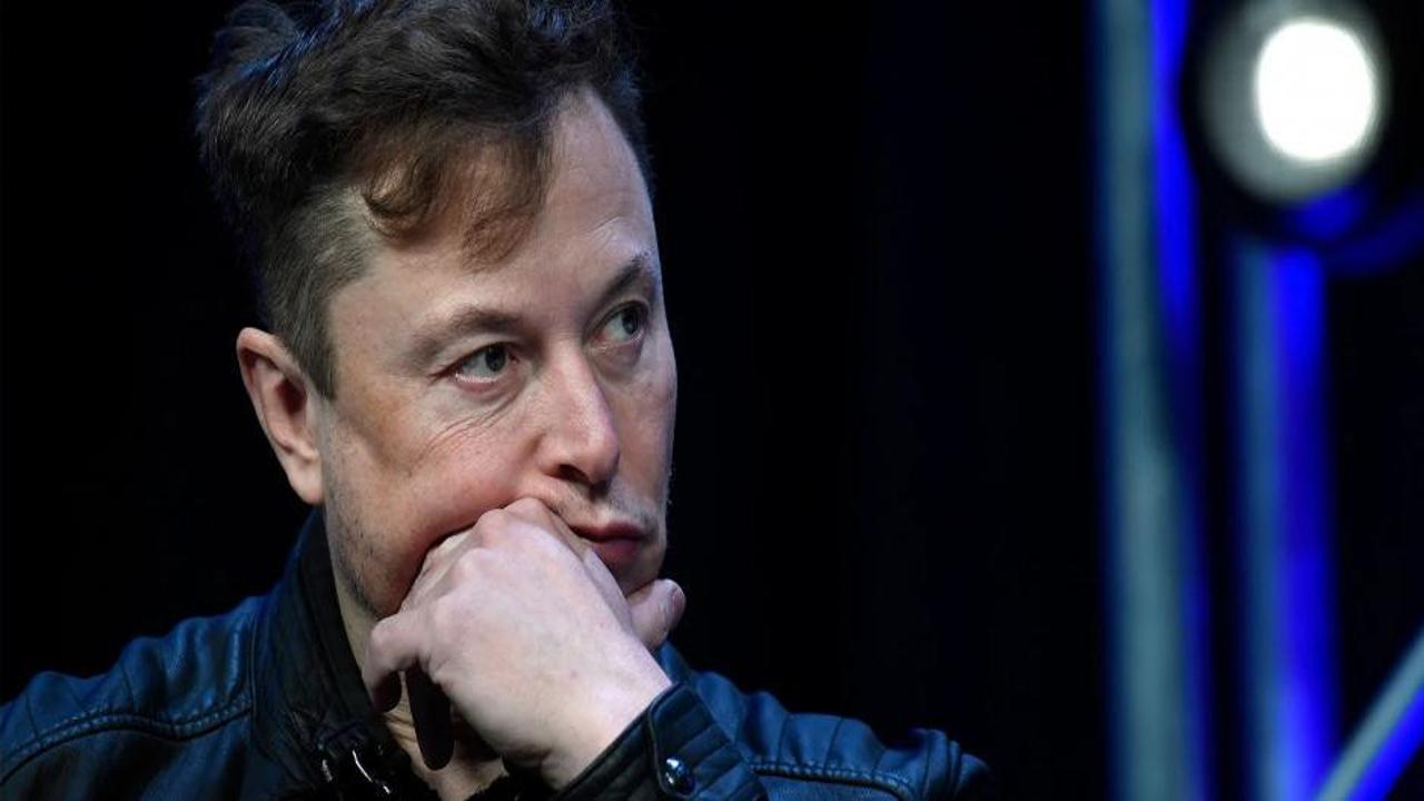 Şaka gibi hata: Elon Musk'ın parası kayboldu!