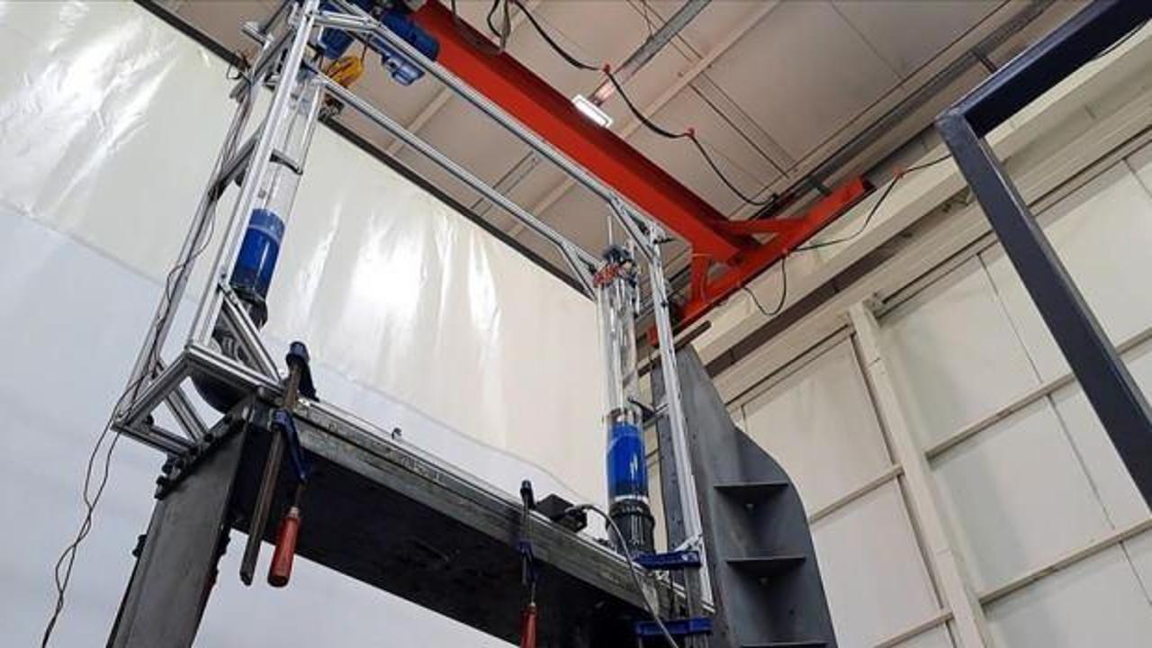 Sakarya Üniversitesinde binalarda deprem sarsıntısını azaltan cihaz geliştirildi