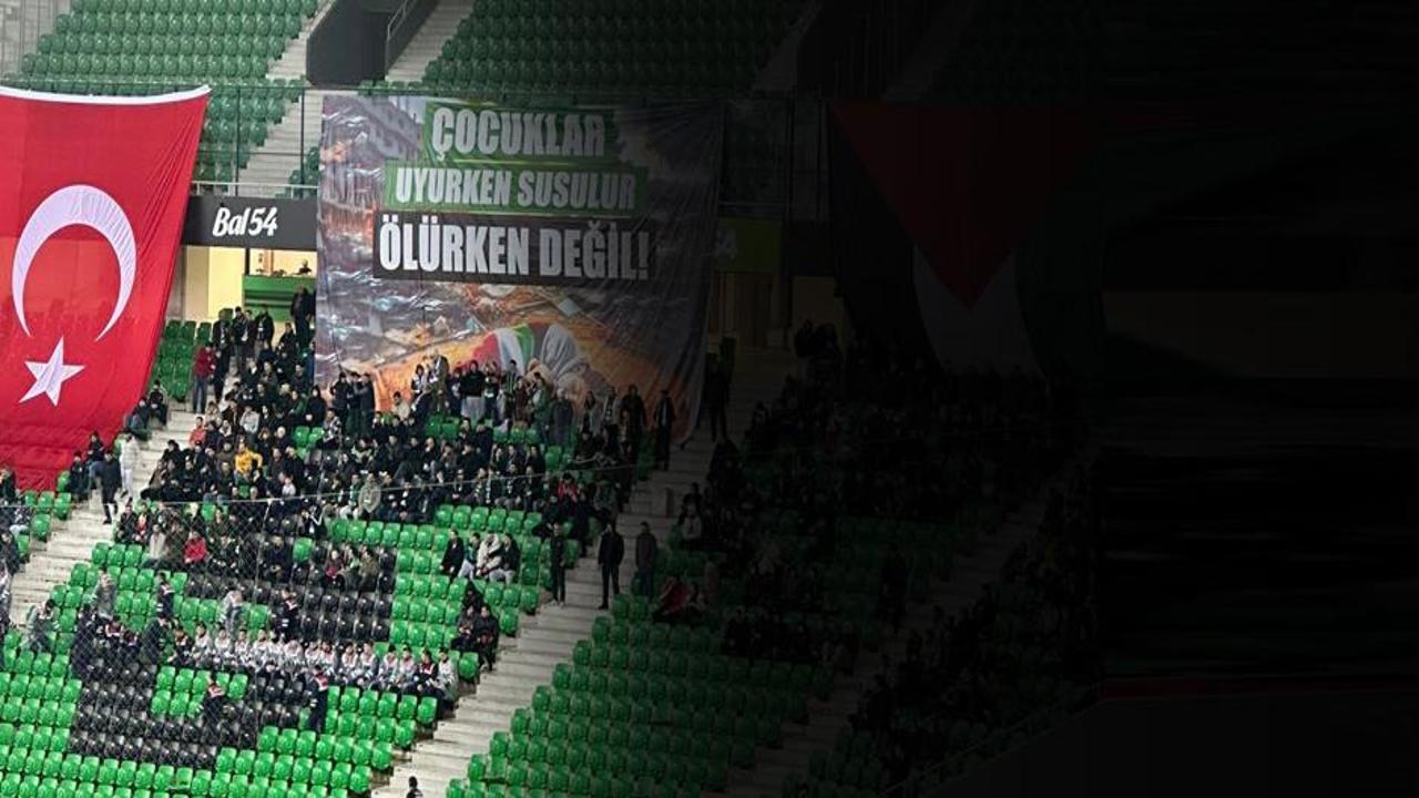 Sakarya'da şehitlerimiz ve  Filistin unutulmadı