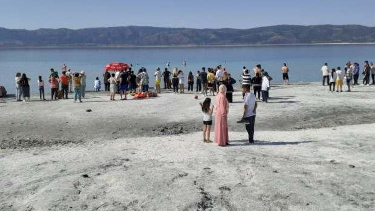 Salda Gölü'nde boğulma vakası: 1 çocuk kurtarıldı, 1 çocuk kayıp