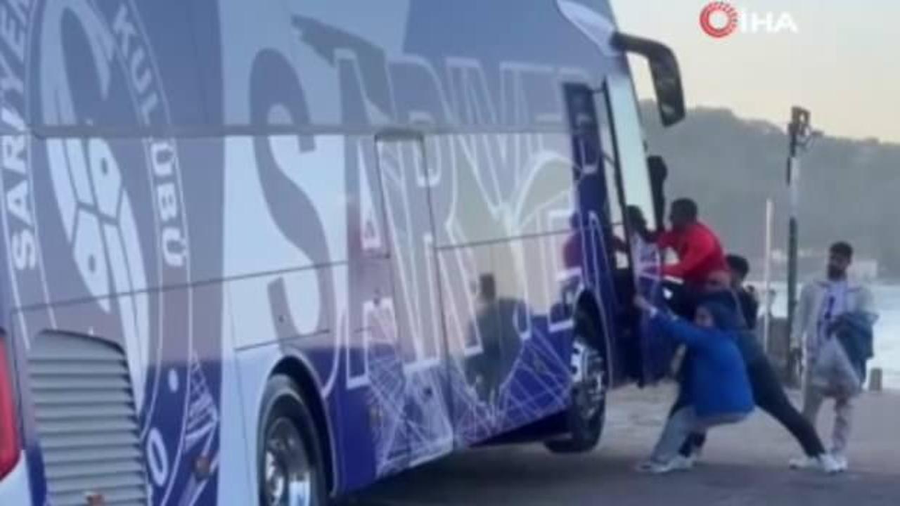 Şampiyon Sarıyer'in otobüsü devrilmekten son anda kurtuldu