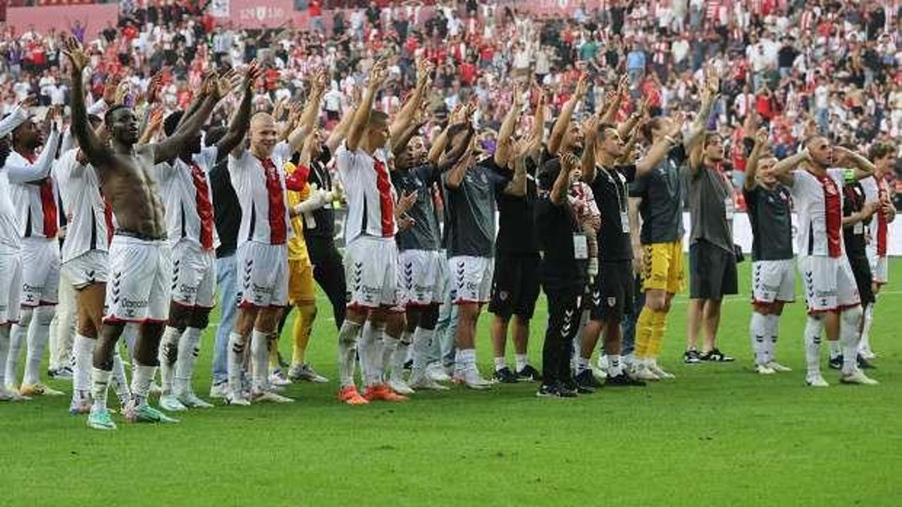 Samsunspor tarihinin en iyi başlangıcını yaptı