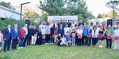 SANCAKTEPE’DE TAPU SEVİNCİ: 40 AİLE DAHA MÜLK SAHİBİ OLDU