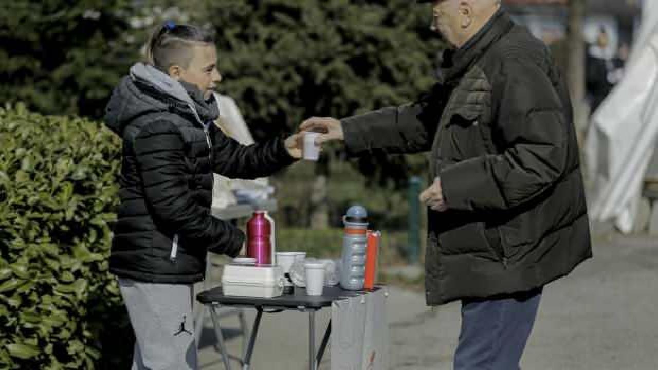 Saraybosnalı 12 yaşındaki Mehanovic depremzedelere yardım topluyor