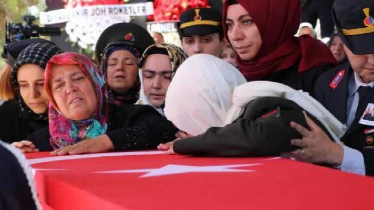 Şehit uzman çavuş memleketinde ebediyete uğurlandı