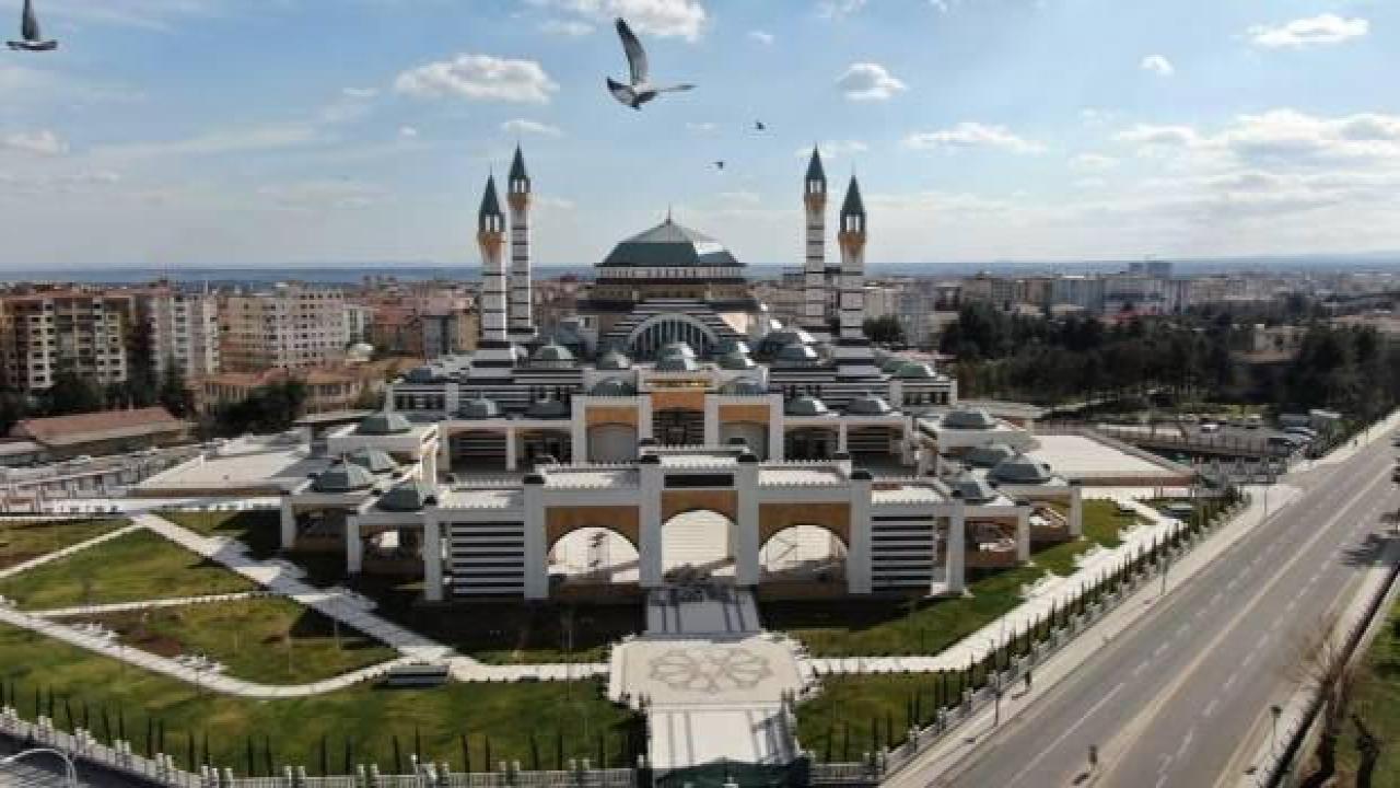 Selahaddin Eyyubi Camii ibadete açıldı